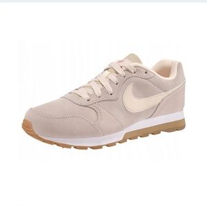 Nike, women’s runner, ‘guava ice gum, size 8